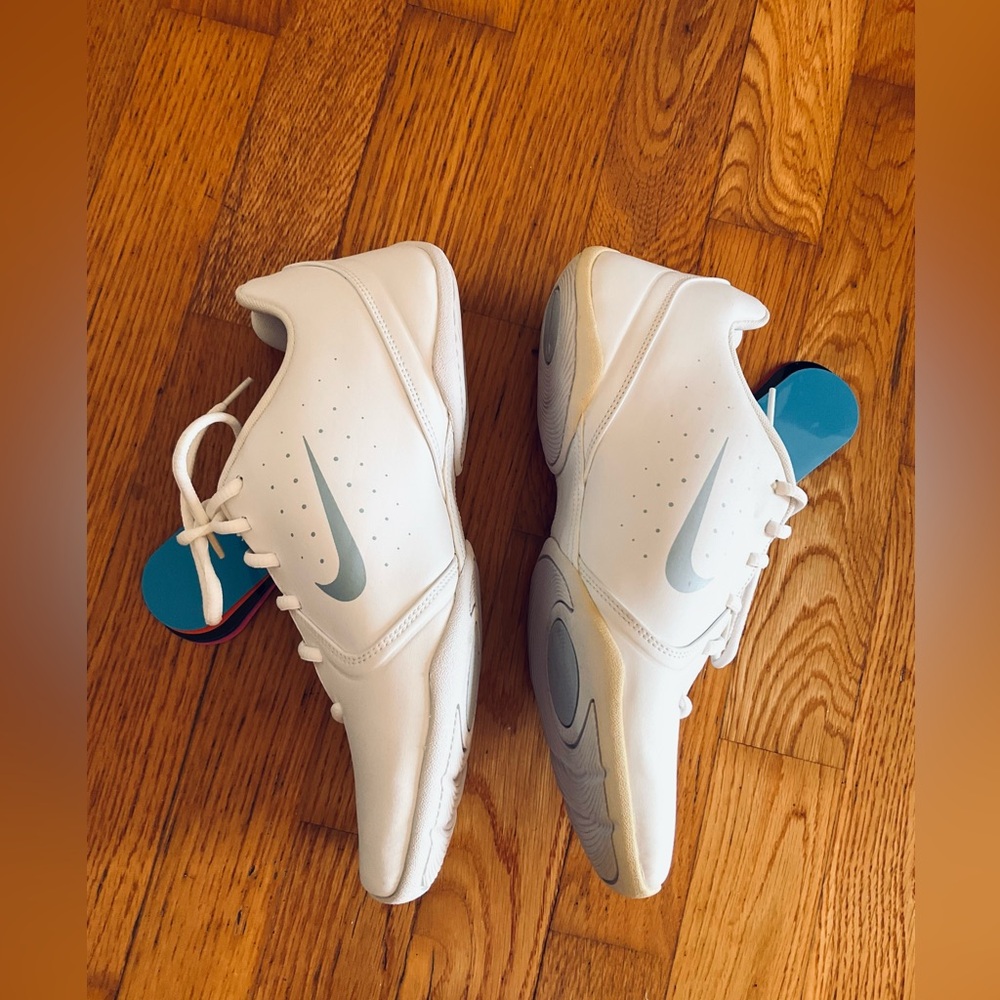 Nike sideline III size 11 shoes - Picture 6 of 8